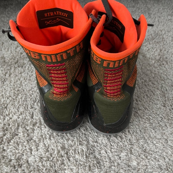 Kobe 9 - Picture 4 of 13